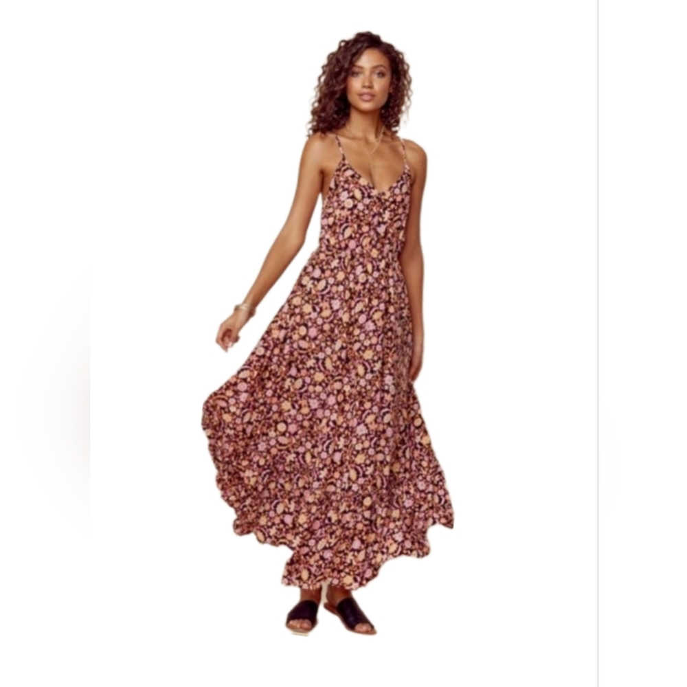 KIVARI Floral Maxi Dress in Black and Pink